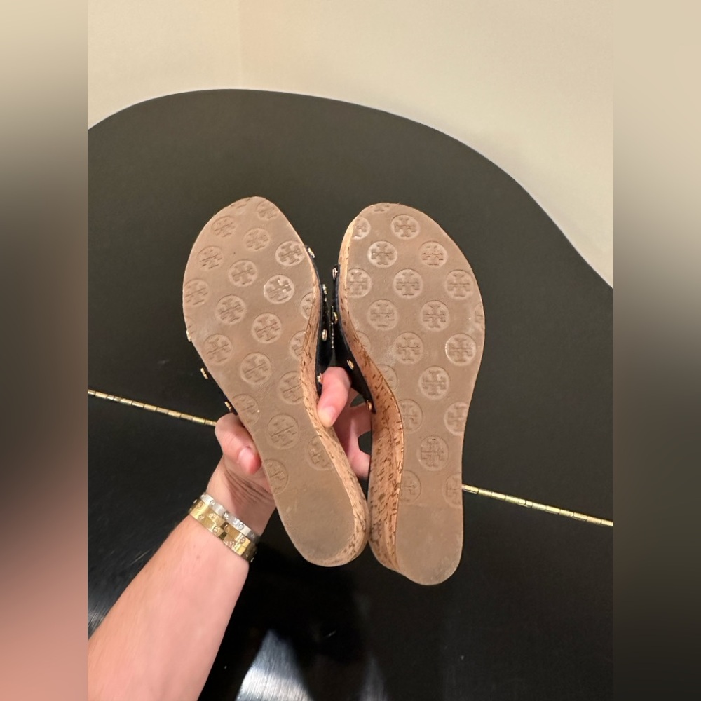 RARE authentic iconic luxury summer beach resort Tory Burch wedge/sandals/shoes - Picture 17 of 17